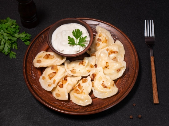 Pierogi z ziemniakami i pieczarkami VEGA - 10 szt