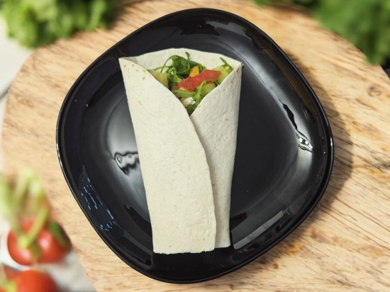 Tortilla z kurczakiem i warzywami