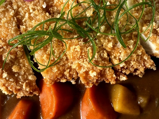 Katsu kare (japońskie curry z kotletem schabowym)