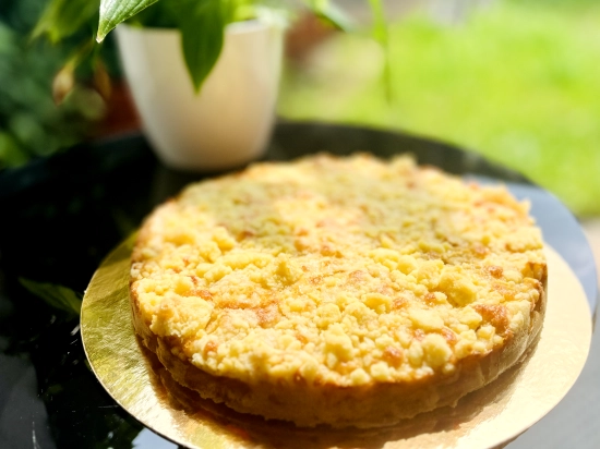 Ciasto z Jabłkami i Kruszonką – Lekkość i Smak, Który Zachwyca