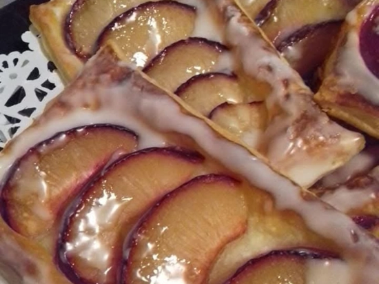 Francuskie ze śliwkami