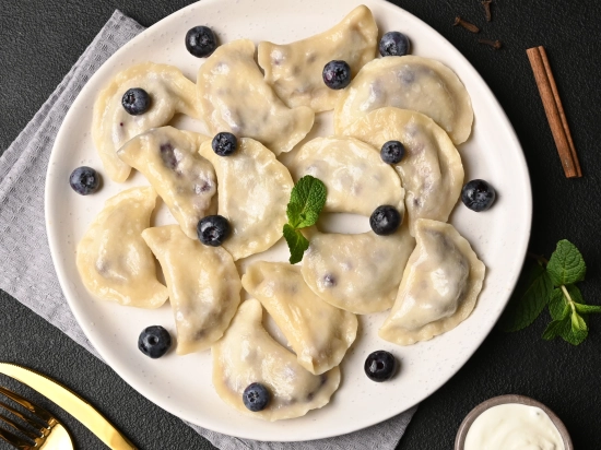 Pierogi z jagodami (bez cukru)
