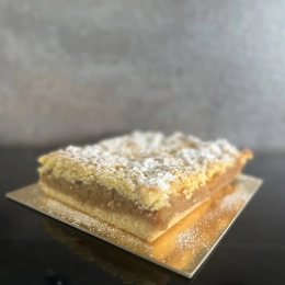 Szarlotka z prażonymi jabłkami