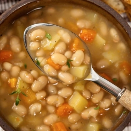 ZUPA FASOLOWA