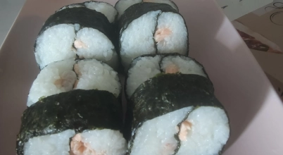 Sushi krewetka i łosoś