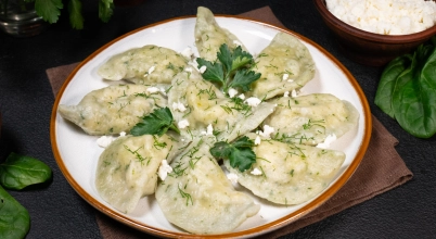 Pierogi ze szpinakiem i serem - 10 szt