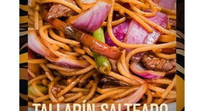 Tallarín saltado de carne