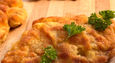 KOTLET SCHABOWY W JAJKU