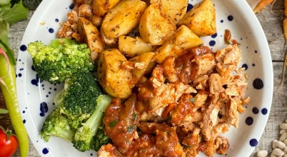 Kurczak BBQ z ziemniakami i brokułem (10 porcji)