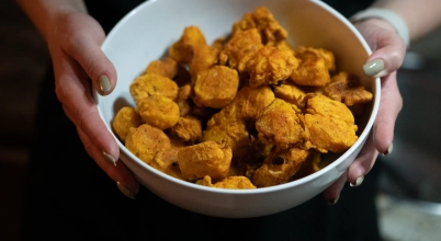 Fried curry potatoes (Viazi Curry)